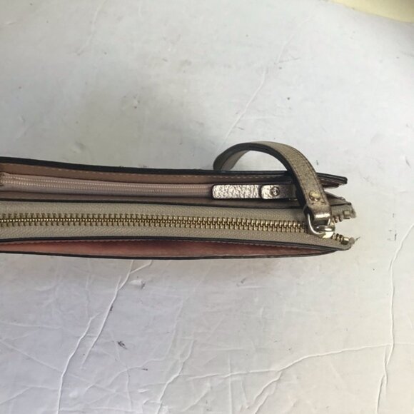 Kate Spade Rose Gold Large Wristlet Metallic Wallet Organizer Clutch Bag Zippy - Picture 11 of 14